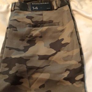 Banana republic NWT Ryan style pants.